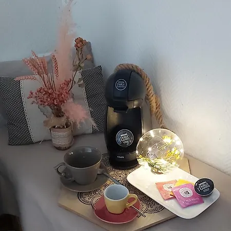 Chambre Climatisee Au Coeur De Brive Avec Televiseur Connecte Wifi Netflix Exterior photo