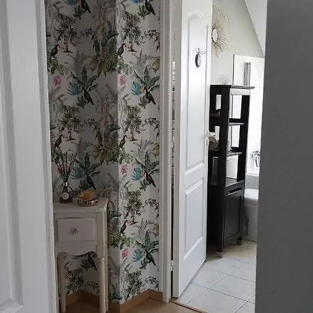 Chambre Climatisee Au Coeur De Brive Avec Televiseur Connecte Wifi Netflix Exterior photo