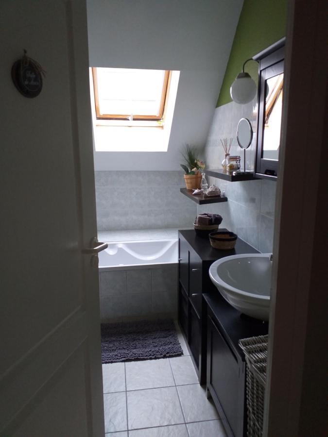 Climatisee Au Coeur De Avec Televiseur Connecte Wifi Netflix Brive-la-Gaillarde